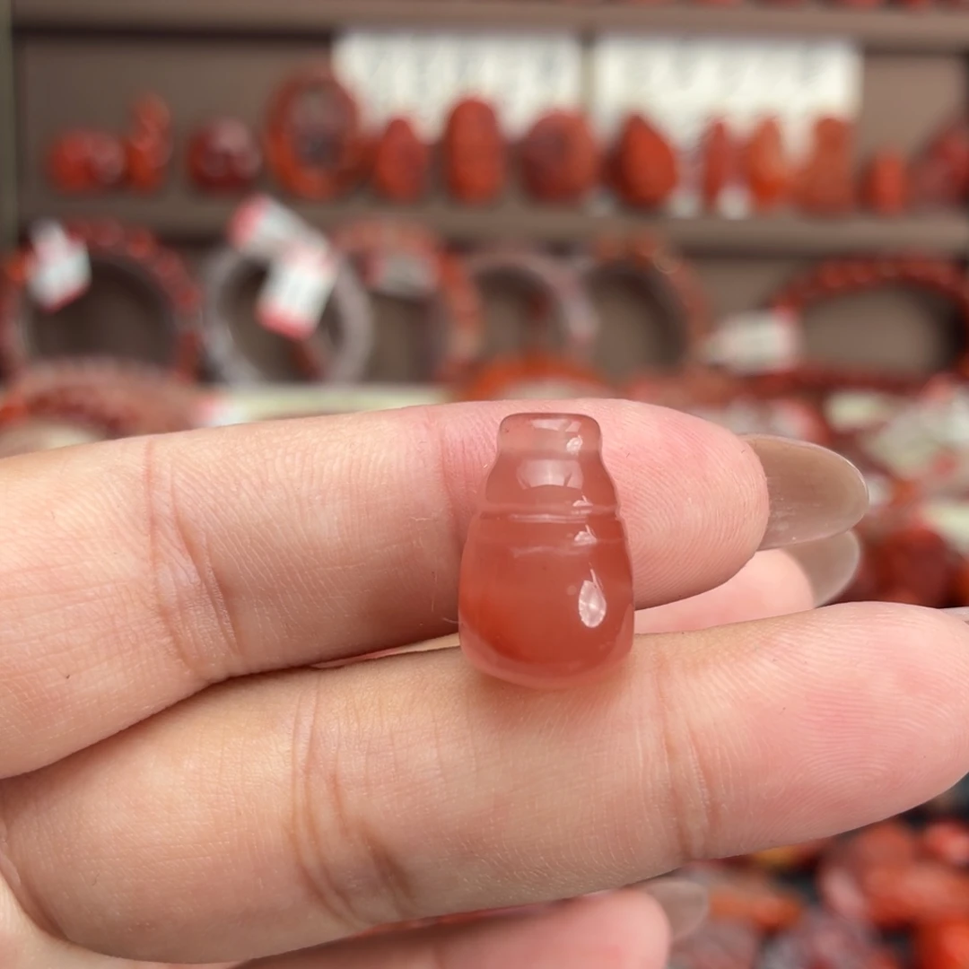 南红玛瑙未镶嵌颈饰三通对孔卡10咪➕