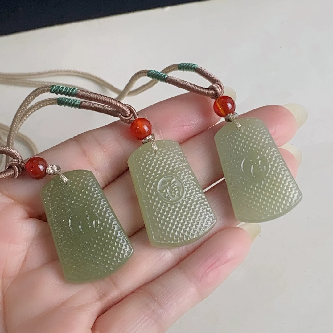 2888/ZY888-857 精美时尚和田玉福牌子吊坠/多样性发/一件