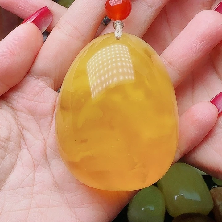 琥珀未镶嵌手链吊坠