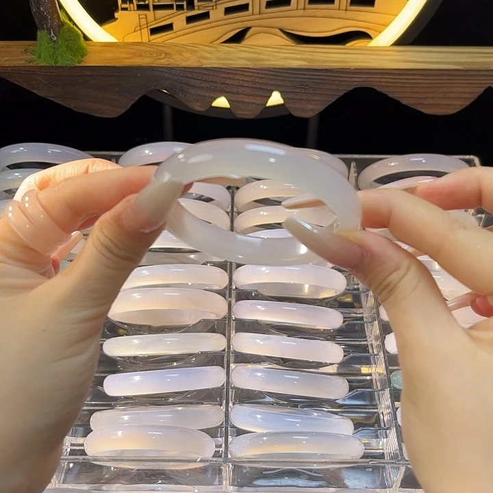 玛瑙/玉髓手镯合金