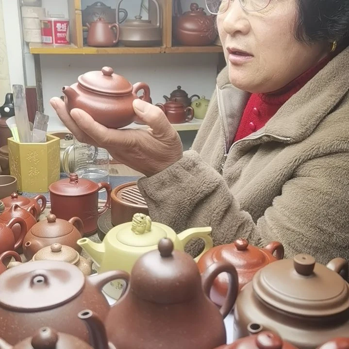 紫砂茶壶春**芯宜兴紫砂，龙血砂，仿古壶，130CC容量