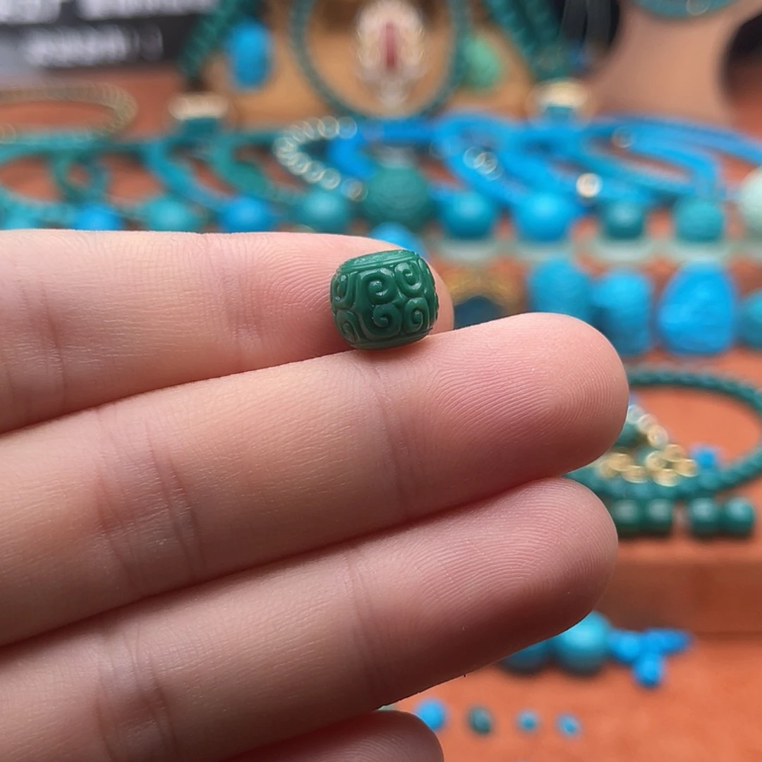 未镶嵌绿松石珠宝奇石