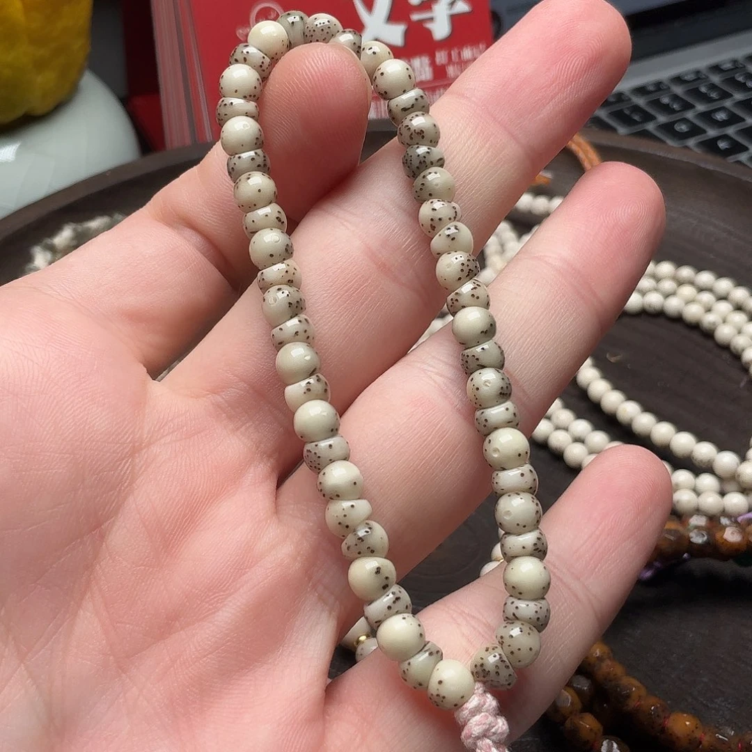 星月菩提吊坠星月菩提肥肠手持