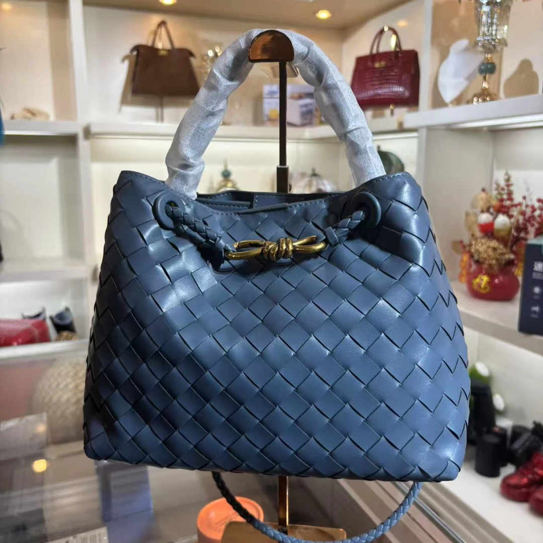 时尚新款斜挎手提包