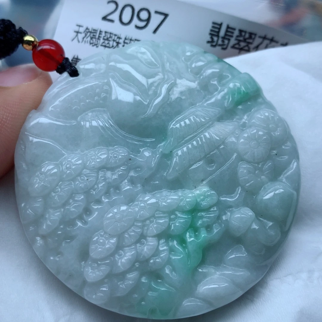 翡翠颈饰未镶嵌牌子