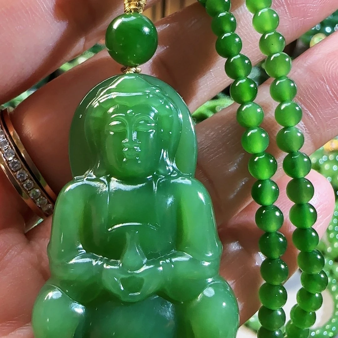 和田玉（碧玉）颈饰未镶嵌