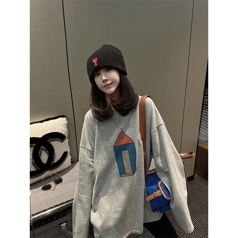 网红欧货2025秋季新款设计感圆领上衣女潮宽松显瘦长袖套头打底衫