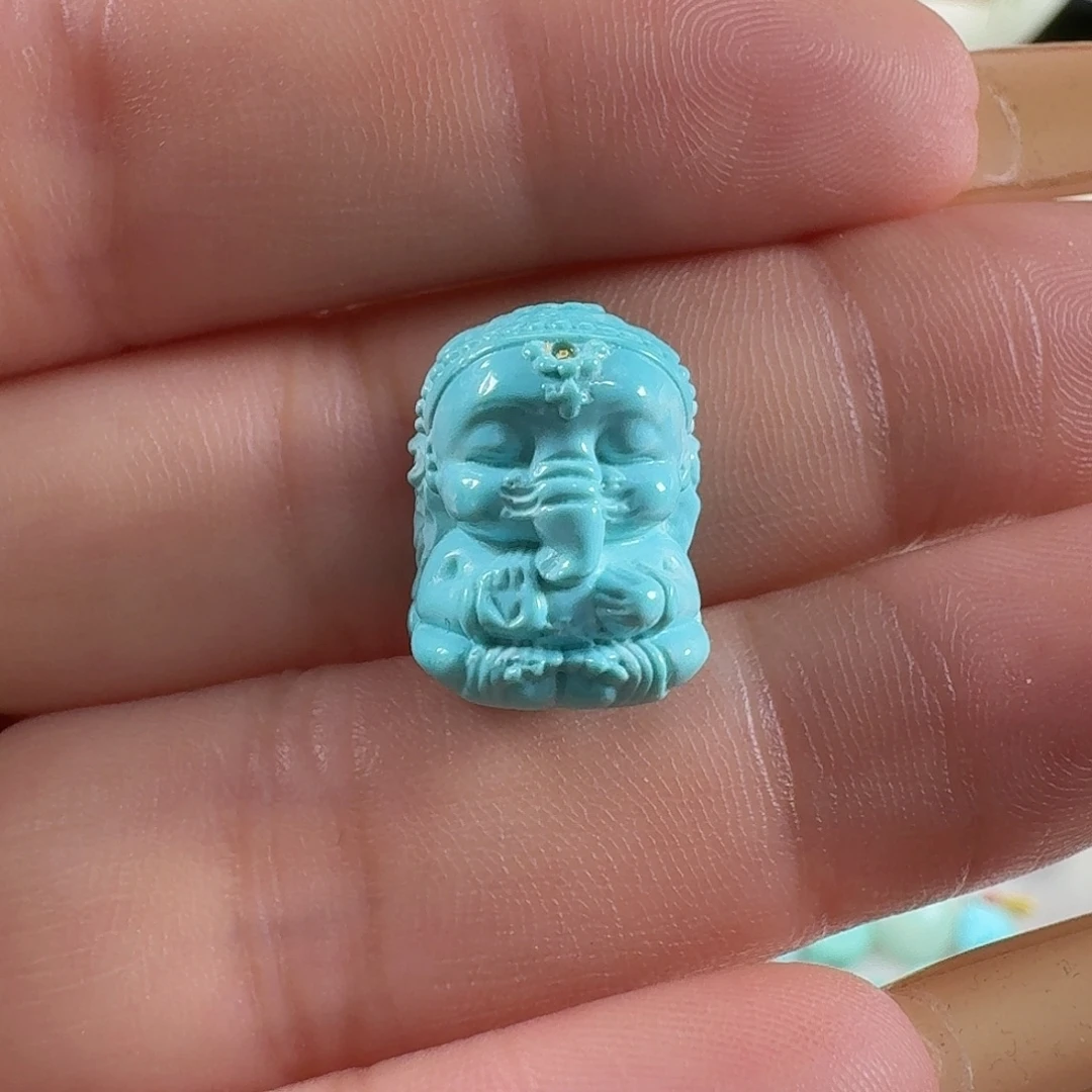 绿松石未镶嵌颈饰