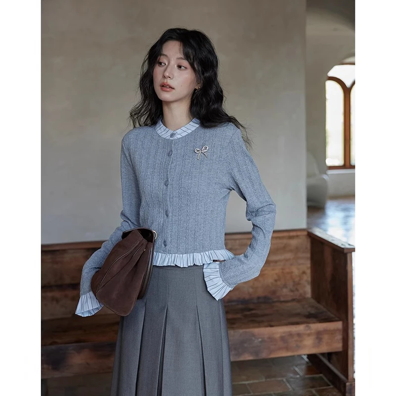 学院风秋季新款chic百搭针织上衣女设计感小众秋冬条纹长袖针织