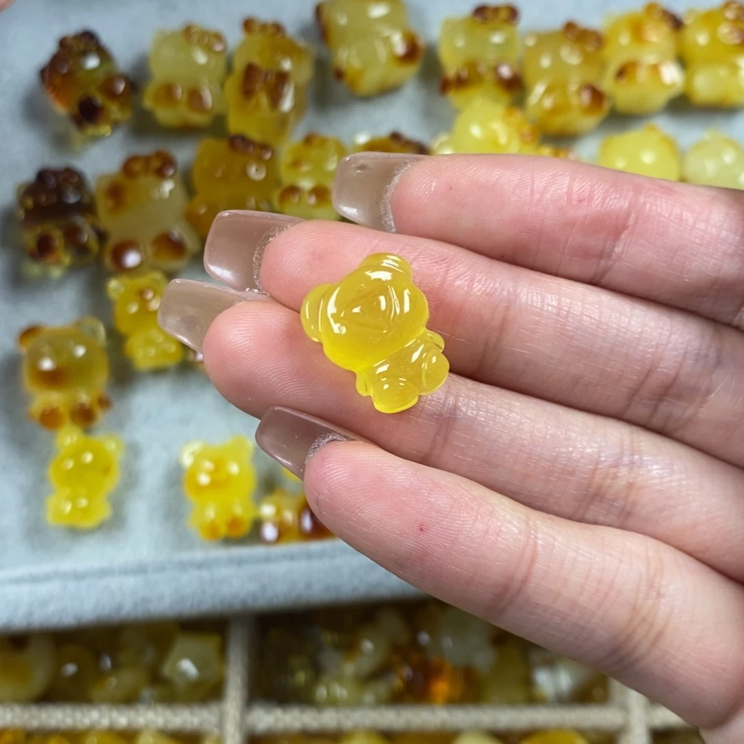 琥珀裸石未镶嵌?***?小熊