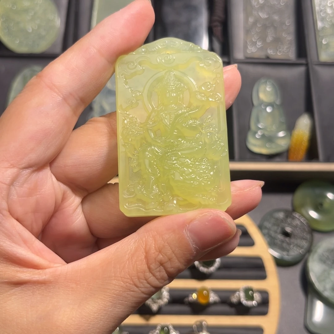 未镶嵌蛇纹石玉吊坠(不含链)