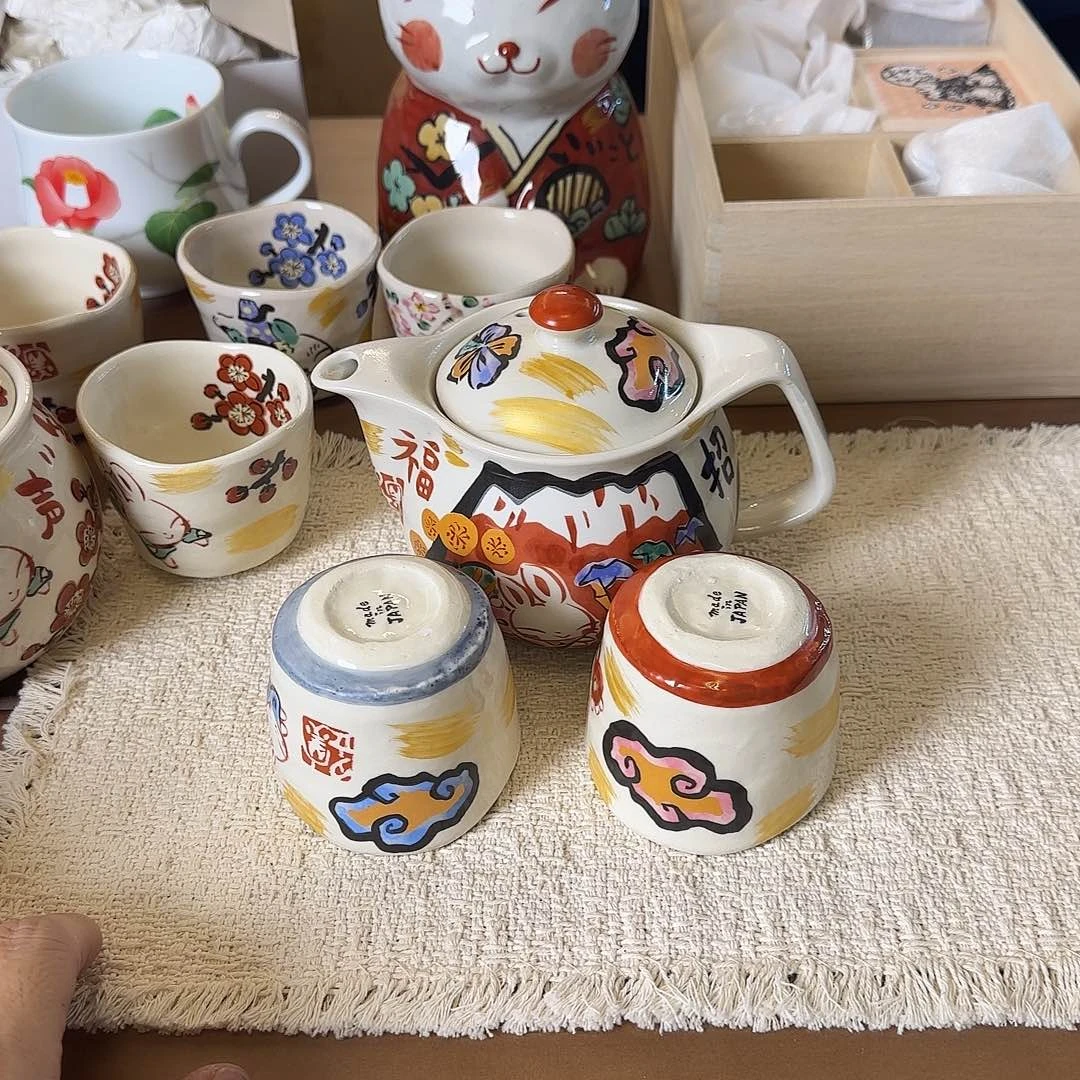 茶盏哈哈哈哈哈好好笑哦