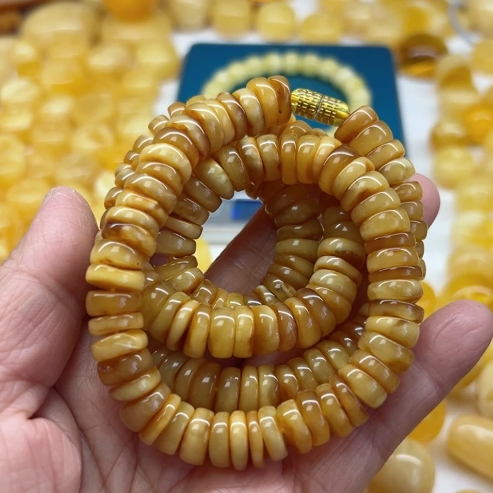 琥珀（矿物珀）颈饰未镶嵌