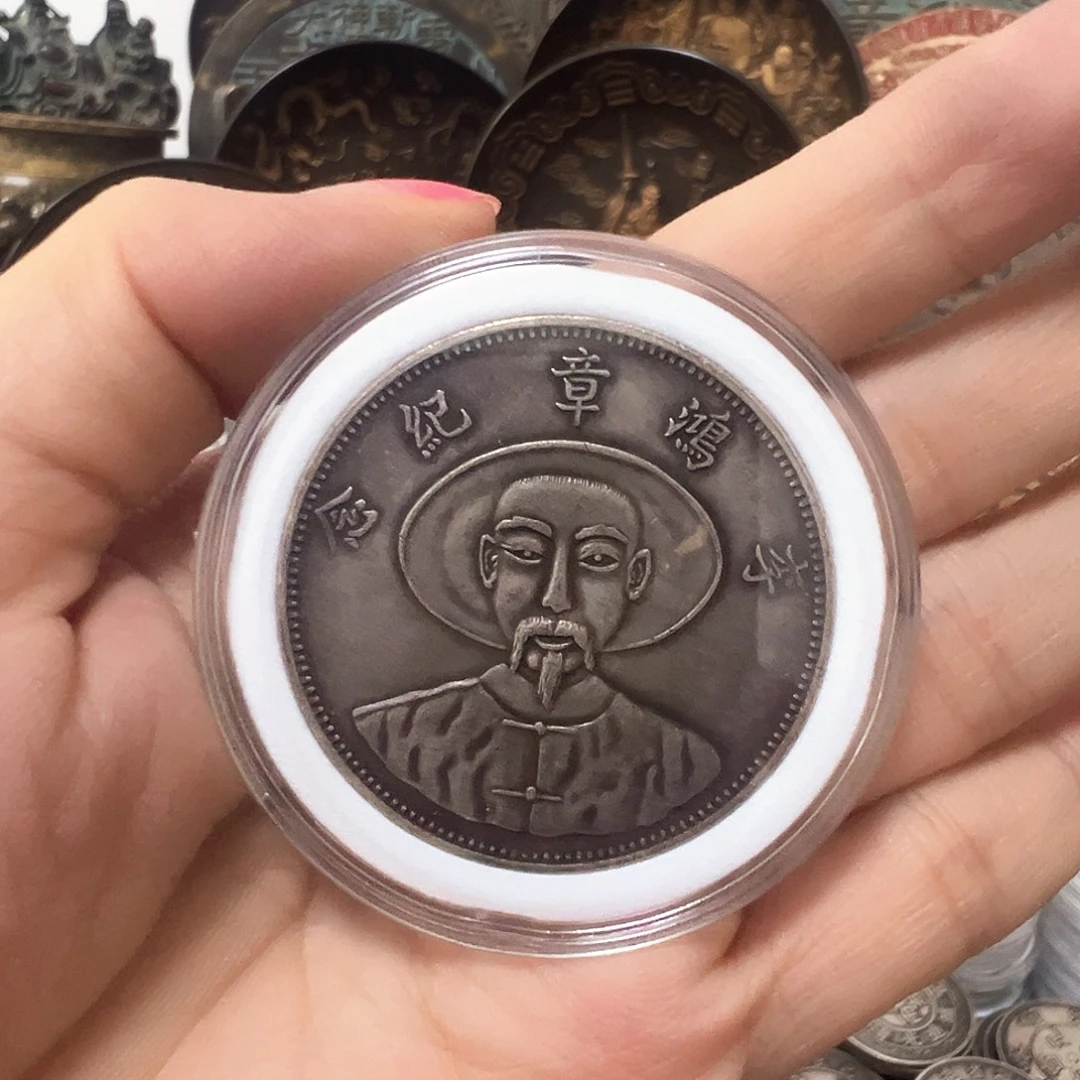 金属复古风格摆件