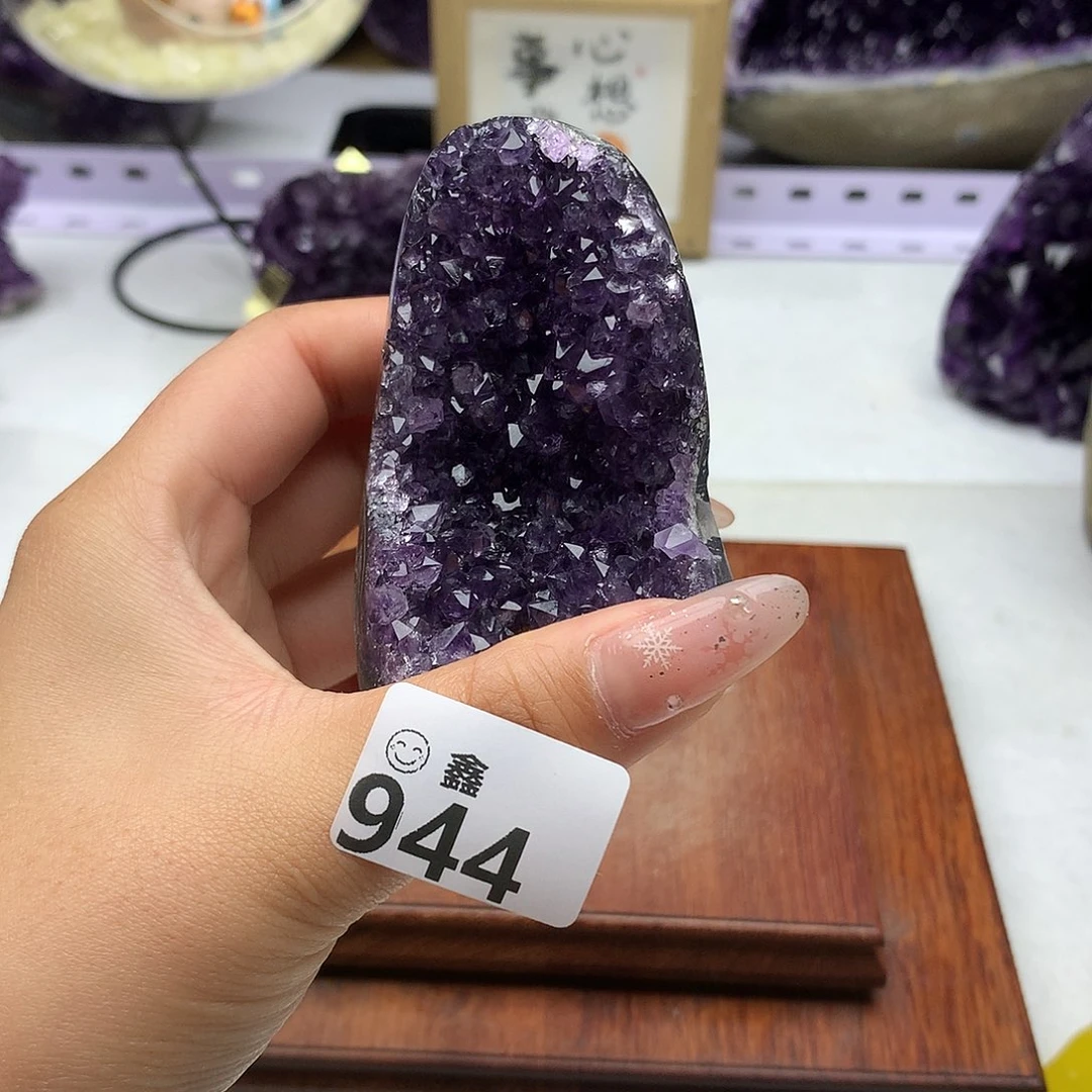 未镶嵌大型摆件（非配饰）水晶