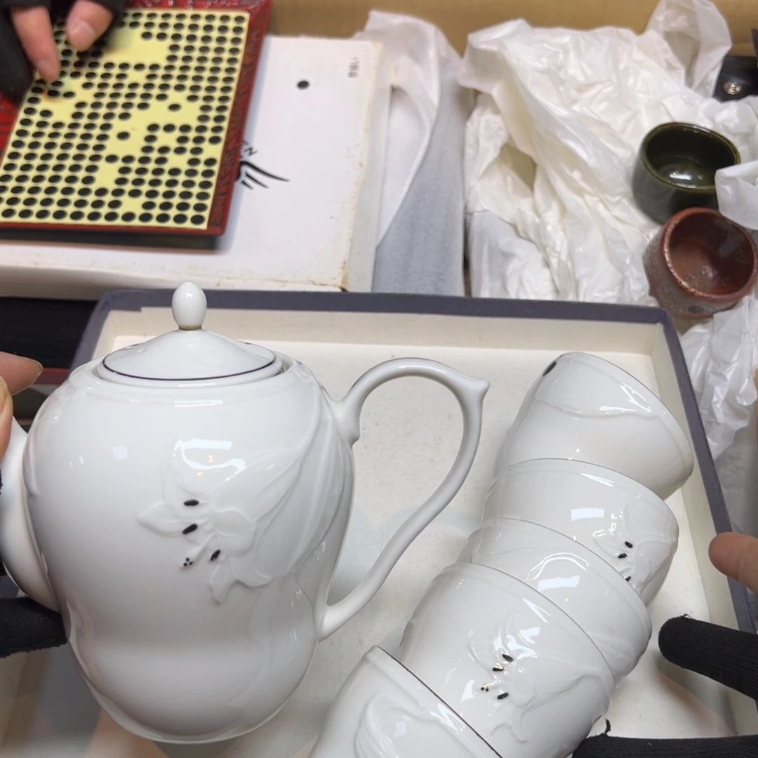 瓷片哈哈哈哈哈哈哈哈哈