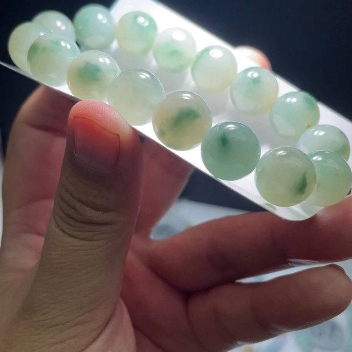 未镶嵌定制翡翠翡翠卡13