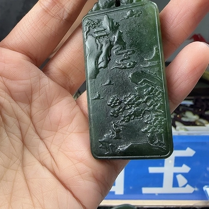 颈饰未镶嵌和田玉