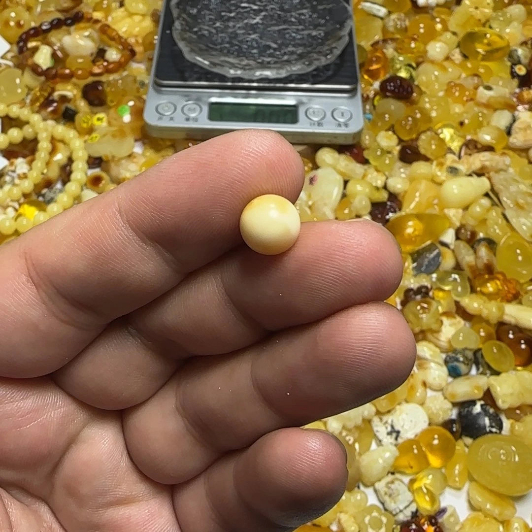 琥珀未镶嵌裸石福利