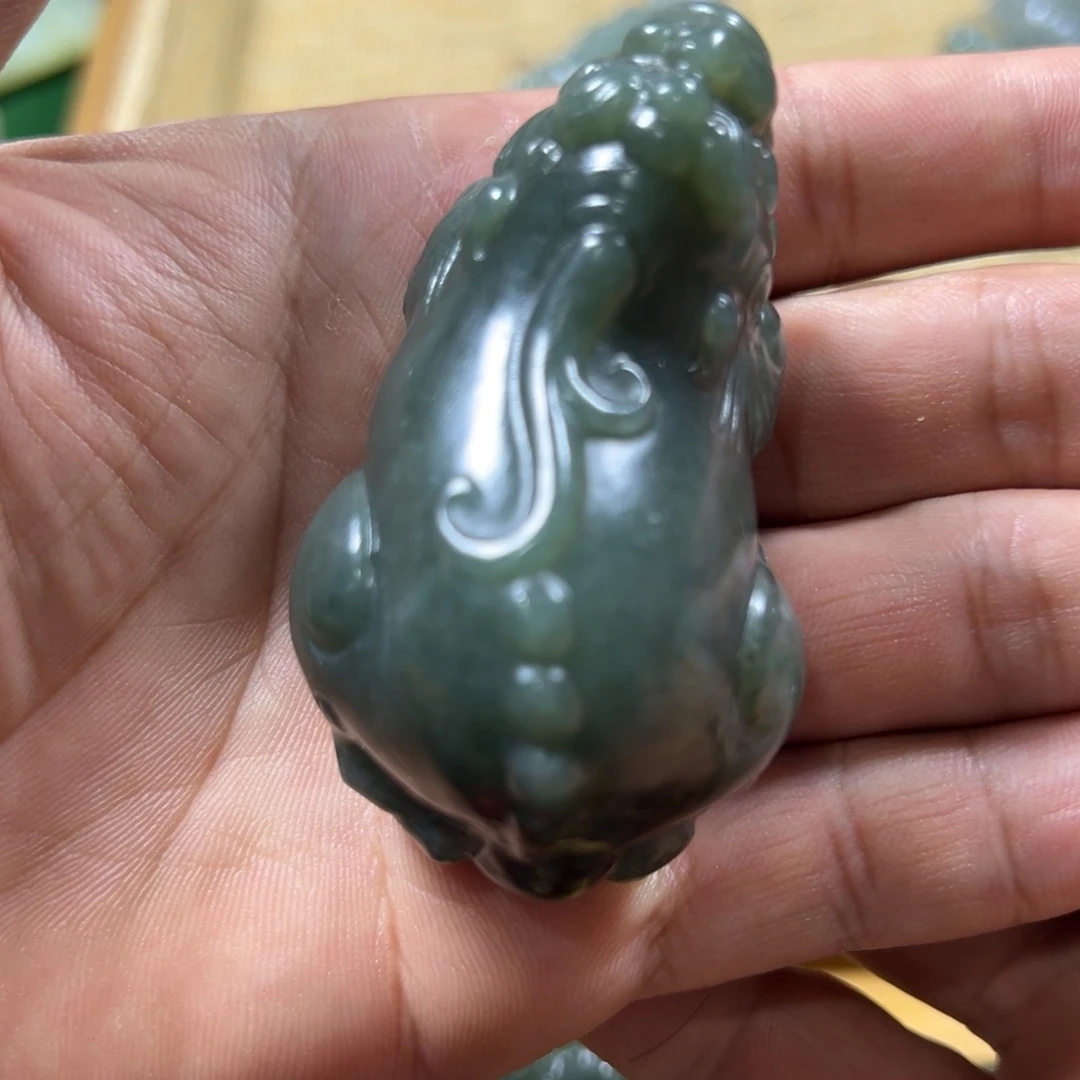 和田玉（糖玉）未镶嵌颈饰