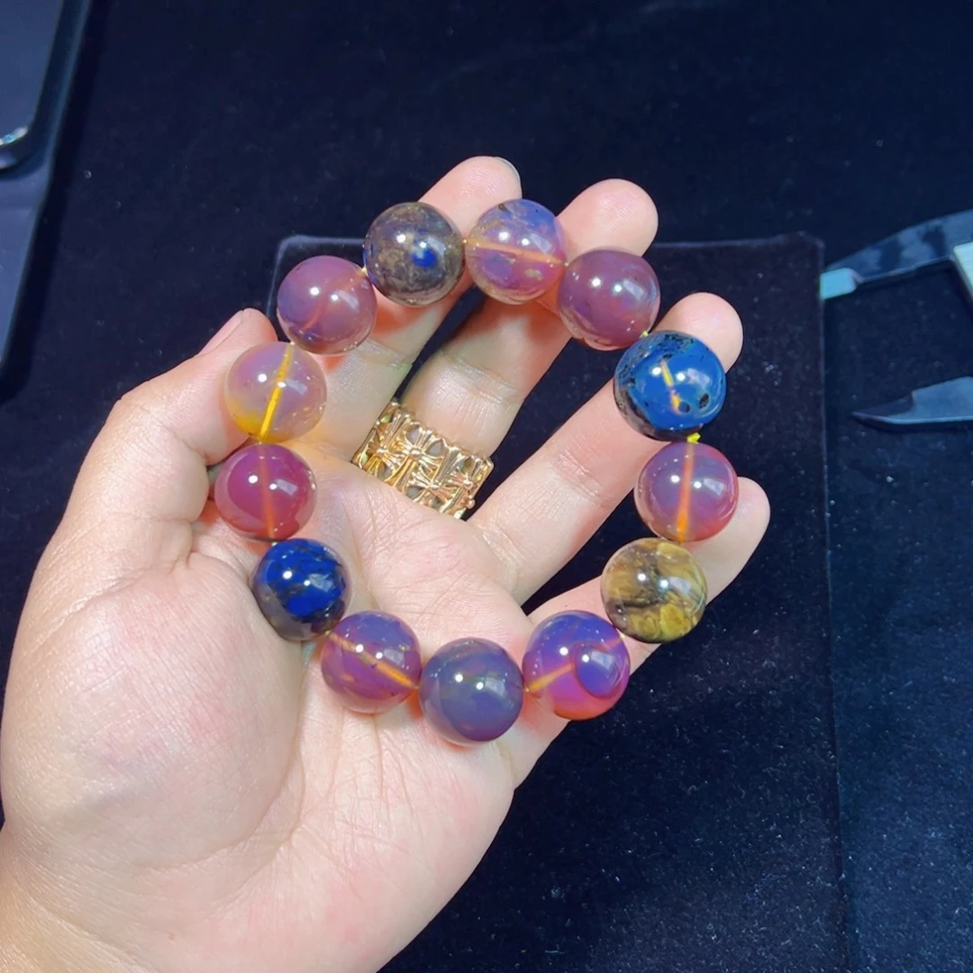 琥珀裸石未镶嵌琥珀