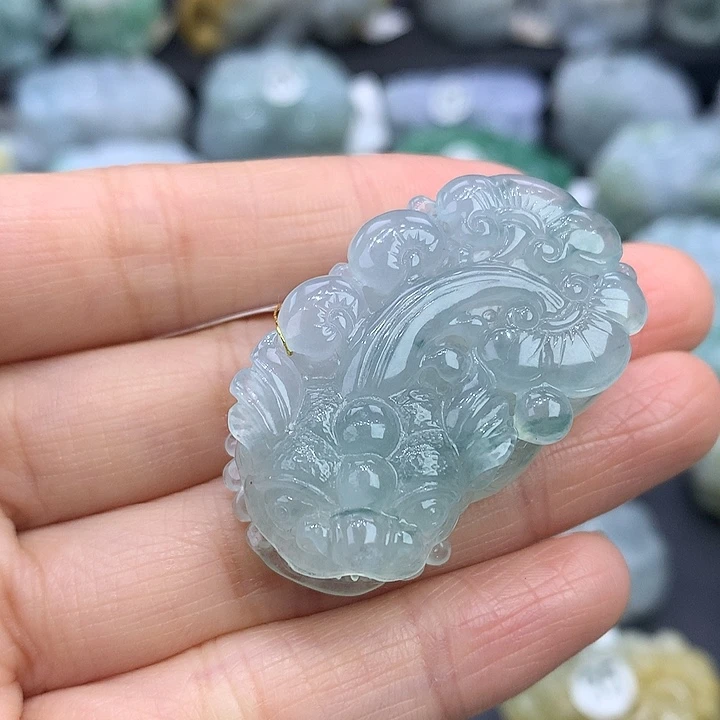 翡翠未镶嵌颈饰天然缅甸A货翡翠貔貅吊坠