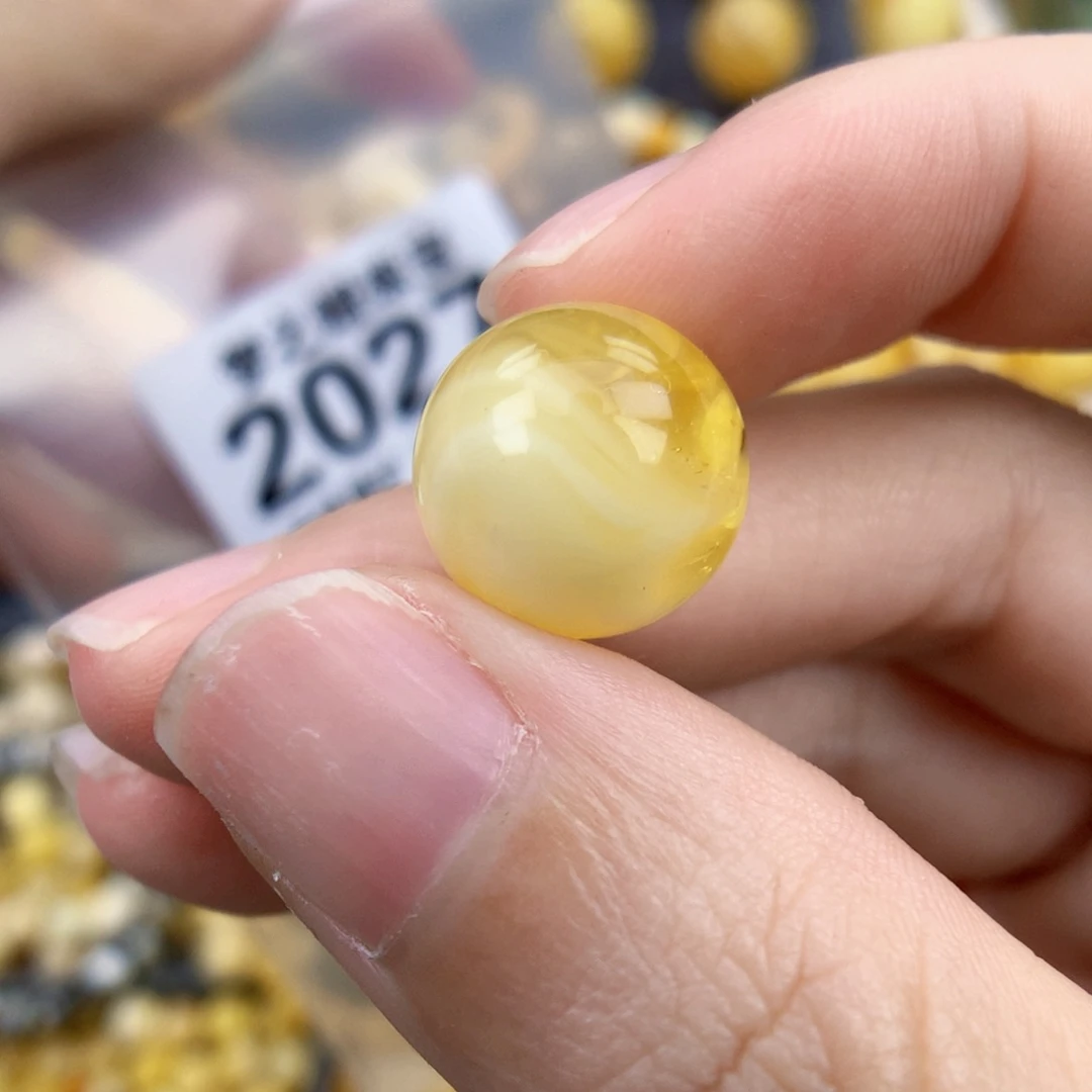 未镶嵌琥珀裸石13.5