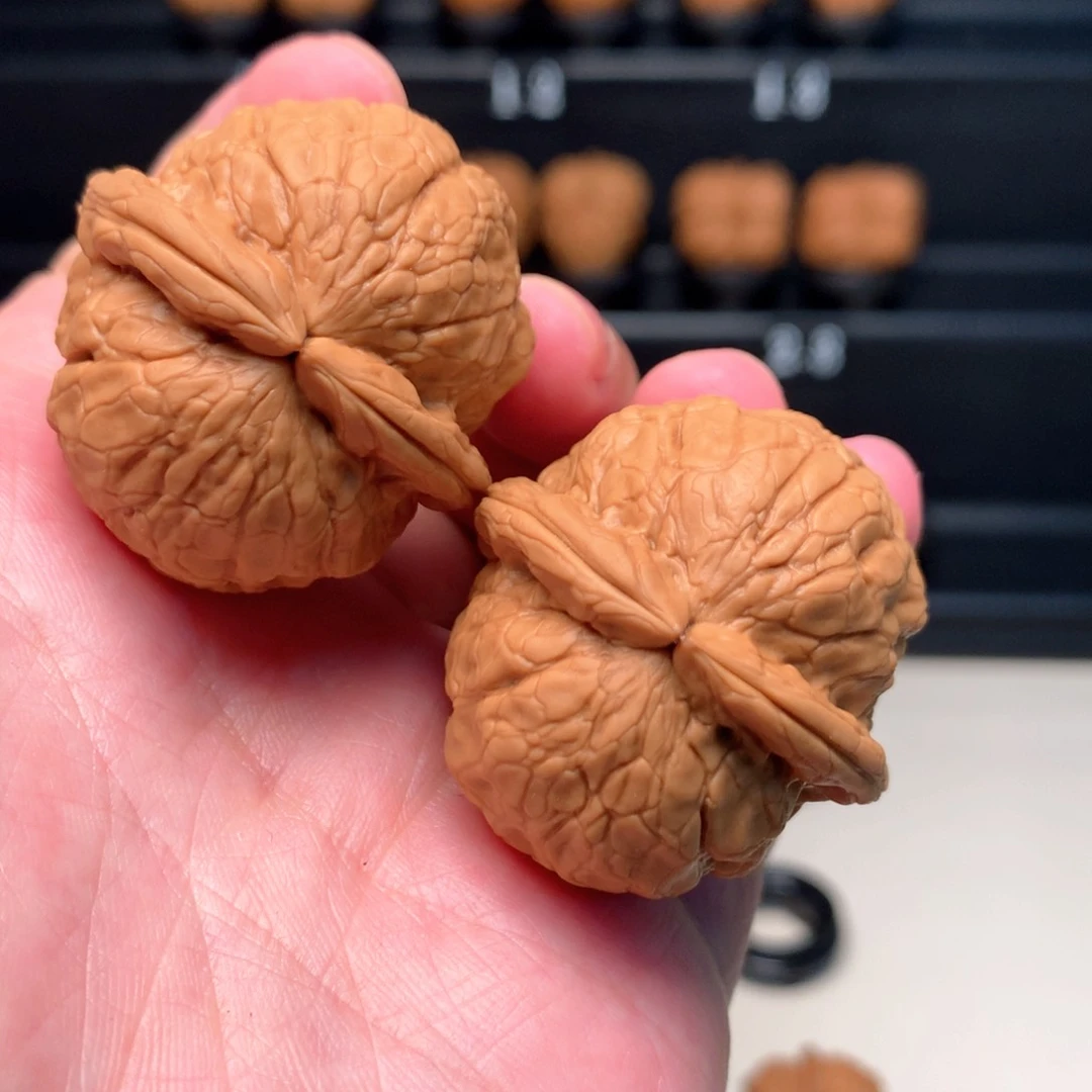 文玩核桃把件顾*金龟玉甲