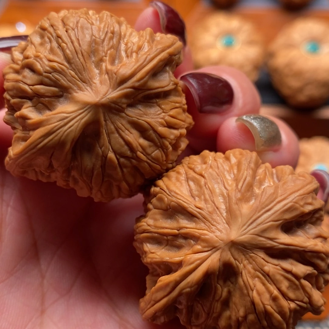 文玩核桃把件41尺寸磨盘狮子头