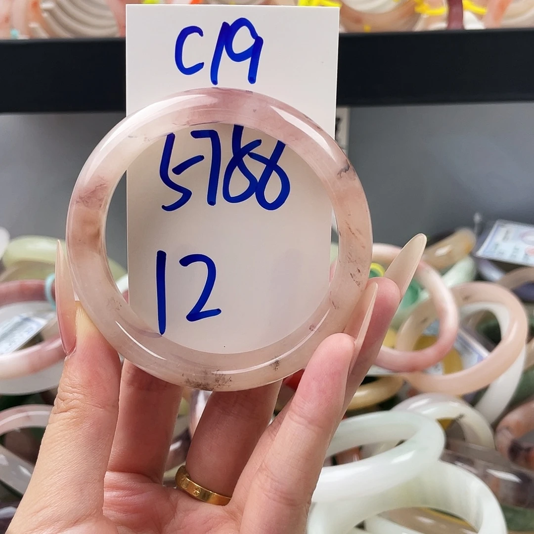 石英质玉未镶嵌手镯C19
