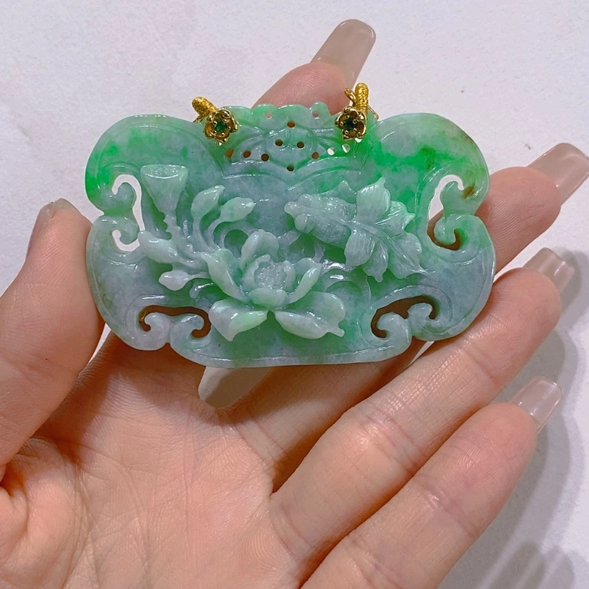 【闪购商品】翡翠未镶嵌颈饰