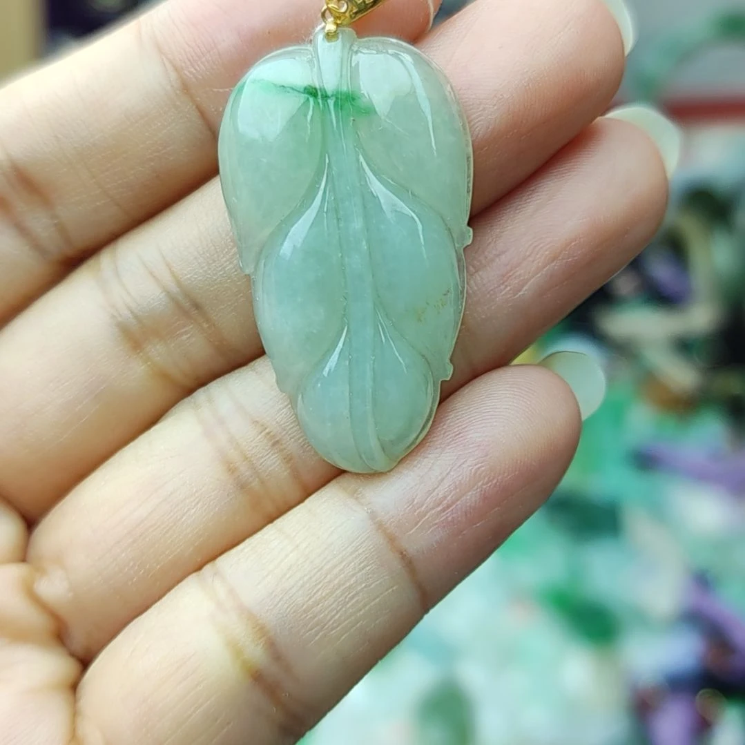 翡翠18K金镶嵌颈饰18