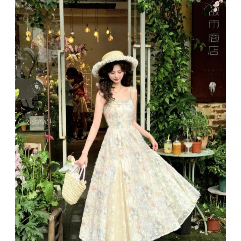 法式海边度假风吊带碎花连衣裙2025夏季新款初恋白月光气质长裙子