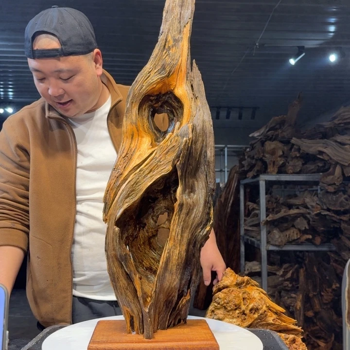 木男*角王一刀琥珀木61