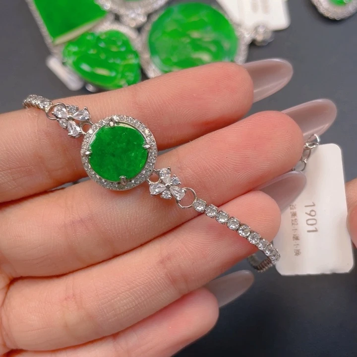 【闪购商品】翡翠银S925镶嵌颈饰?**醉翡翠