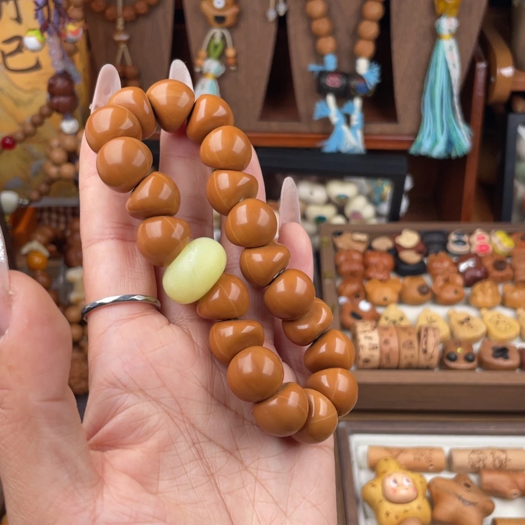 猴头核桃吊坠蒜瓣大肠