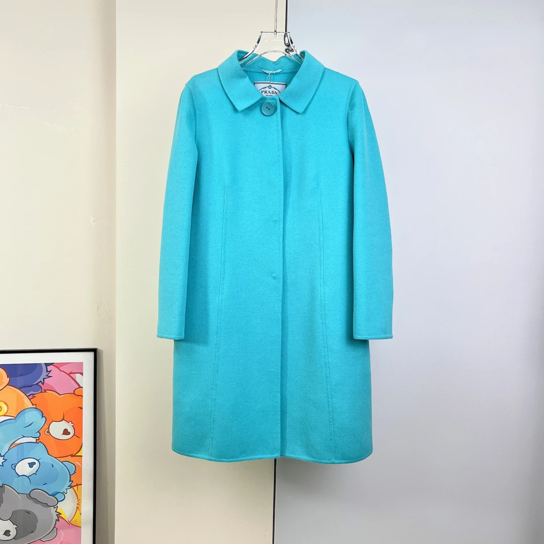 99新 Prada/普拉达 大衣/40码/Xsp32392