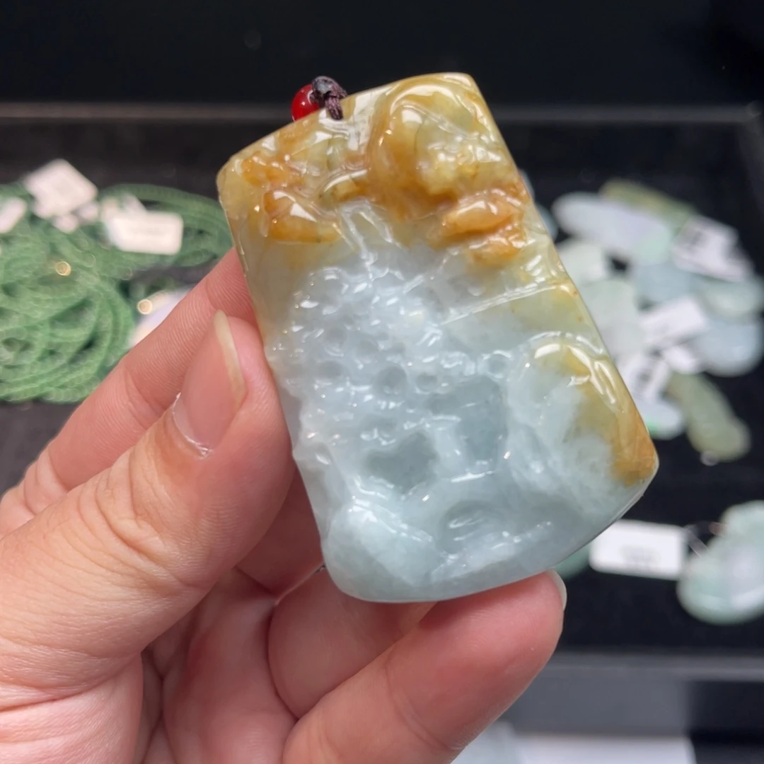 颈饰未镶嵌翡翠山水