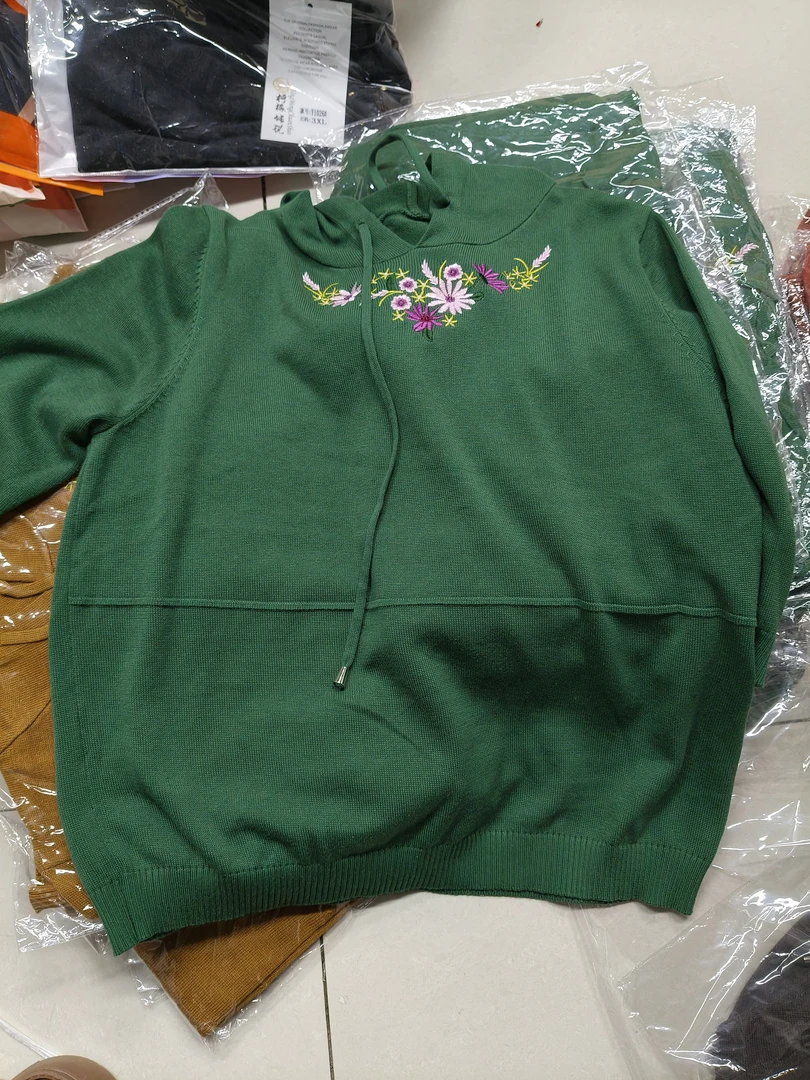 24815时尚休闲中袖帽衫-J