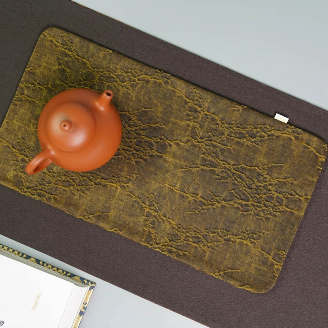 欣蚕居-香云纱茶席-黄冰梅