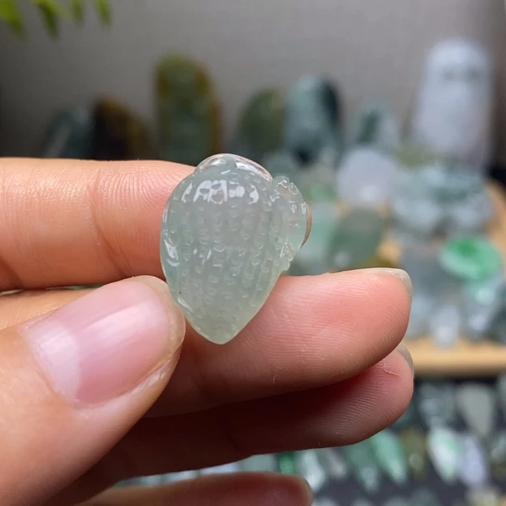 颈饰未镶嵌翡翠好事发生