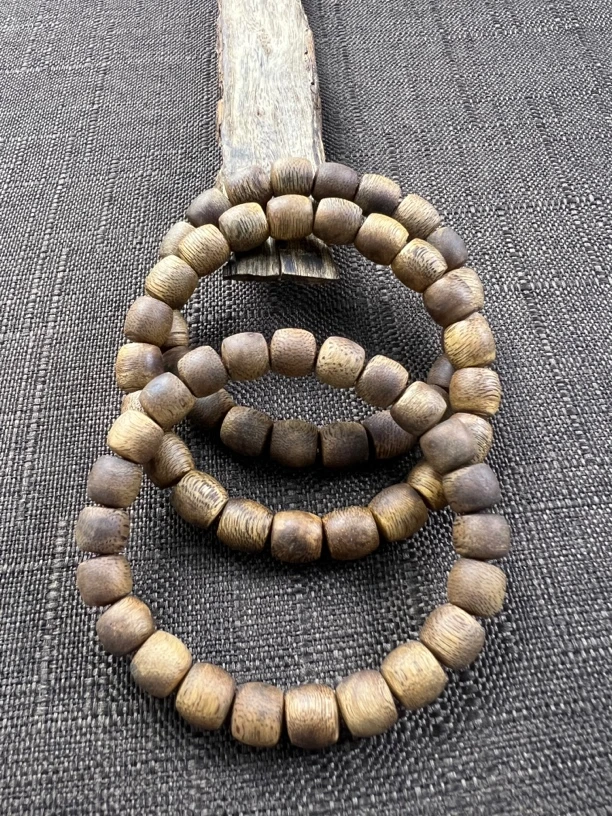 B005奇楠沉香09鼓珠单圈多样性发一