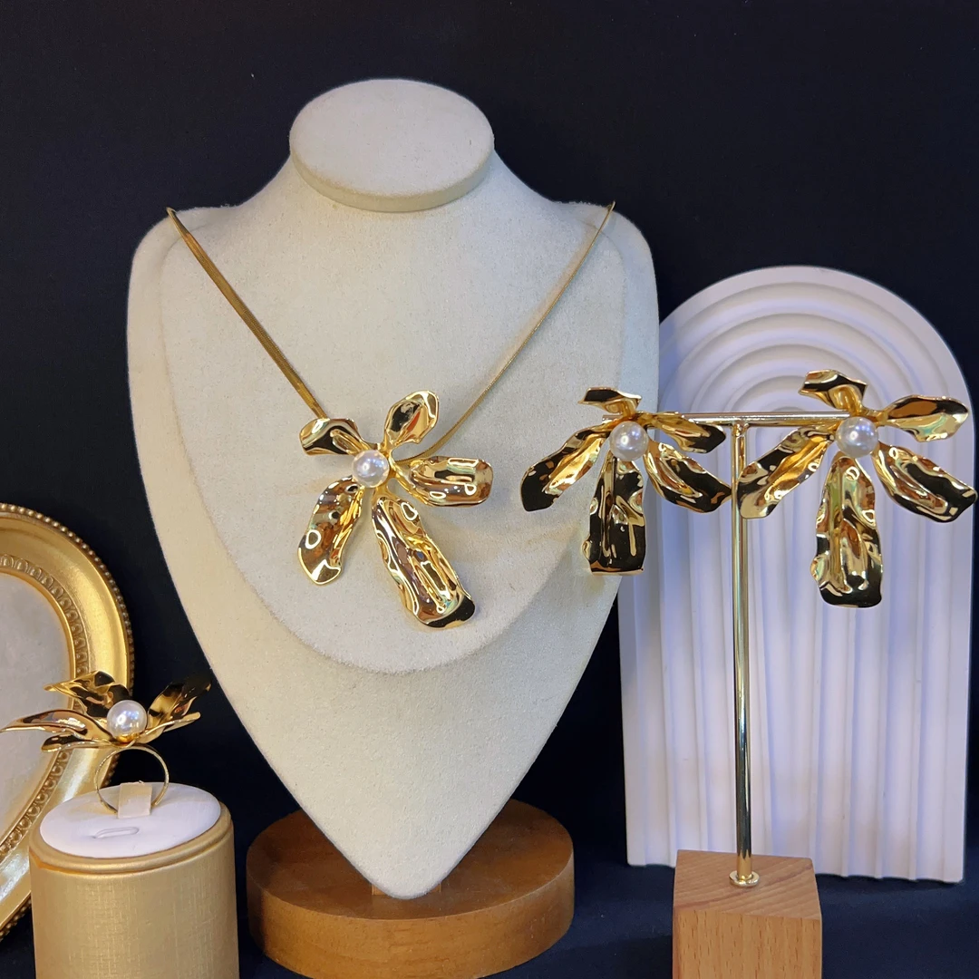 钛钢仿珍珠项链 哈尼西牧时尚华丽三件套#0008321