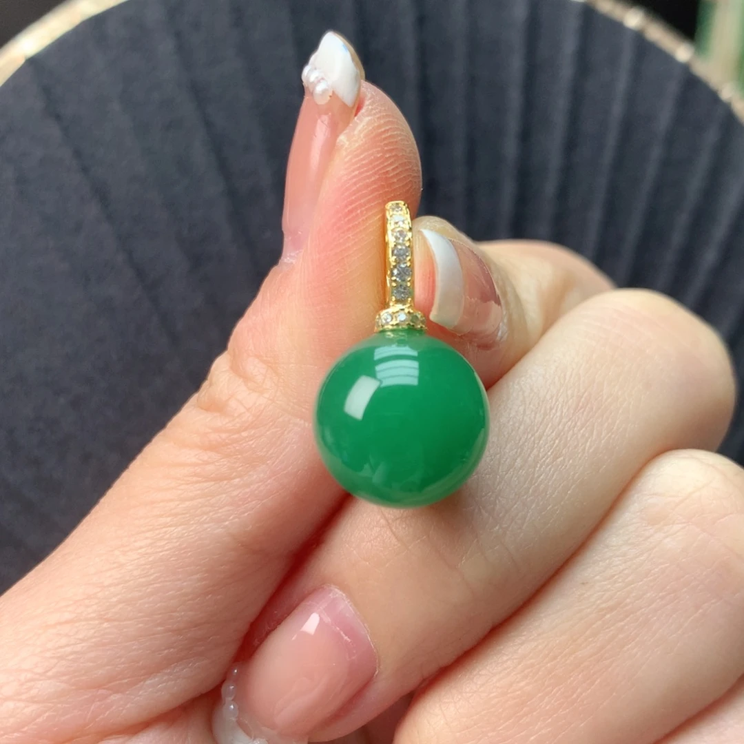 石英质玉（非洲翠）银S925镀金镶嵌冰飘花精品吊坠