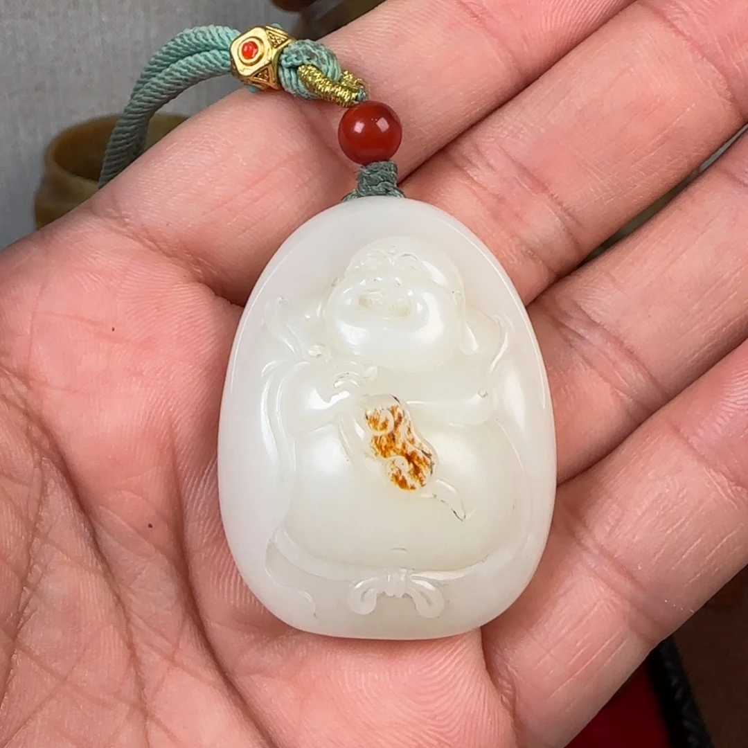 用***8非常精美的脖挂件
