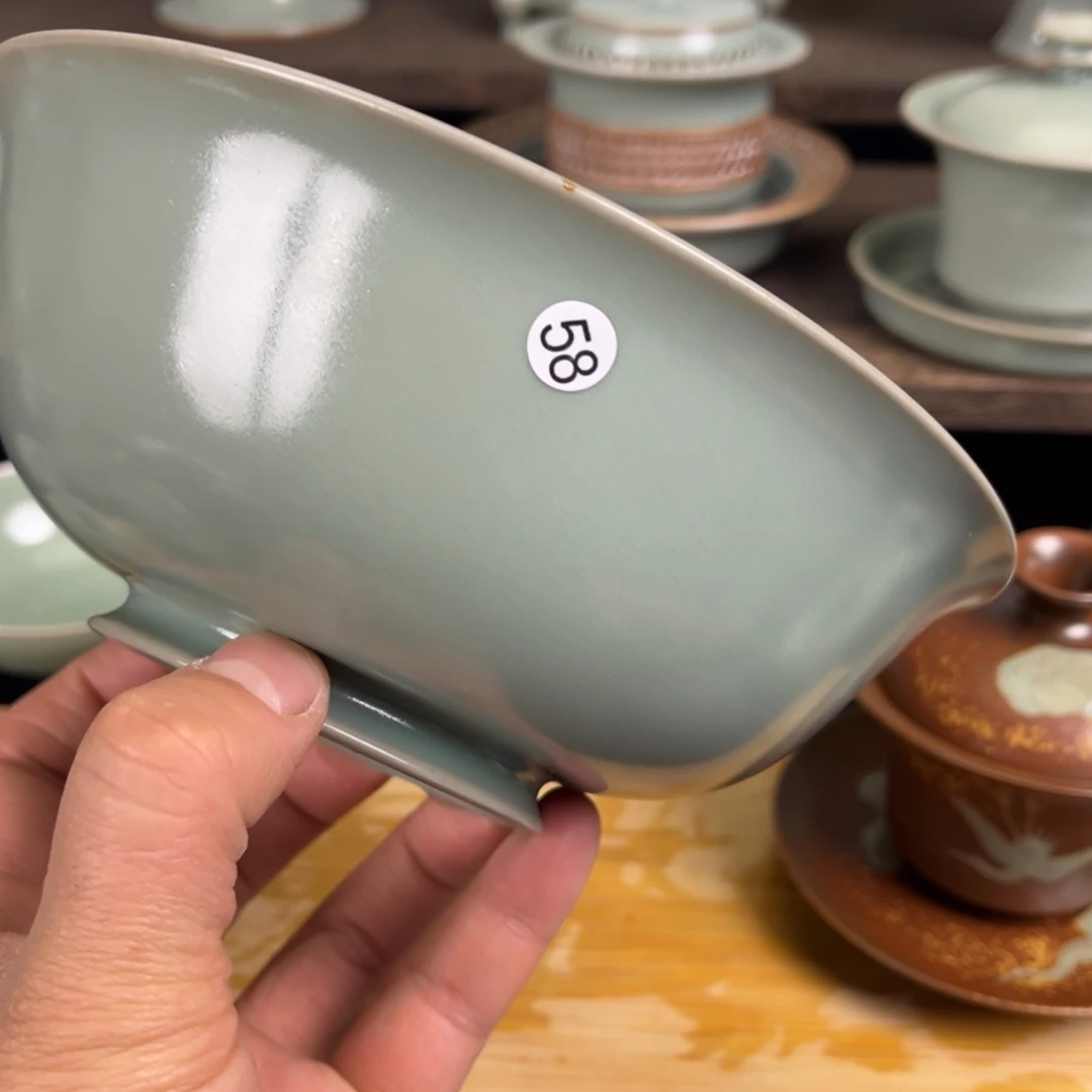 【闪购商品】?****、奢口碗手工汝瓷微瑕