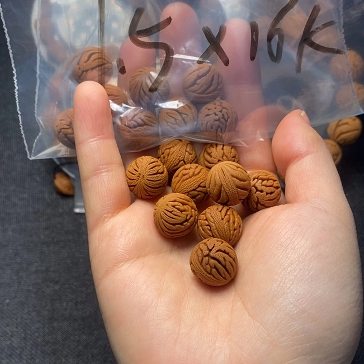 桃核吊坠秦岭山野生桃核