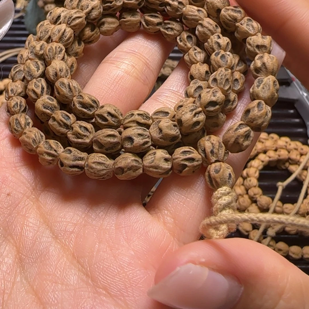 阿***样吊坠柏香籽/百香籽