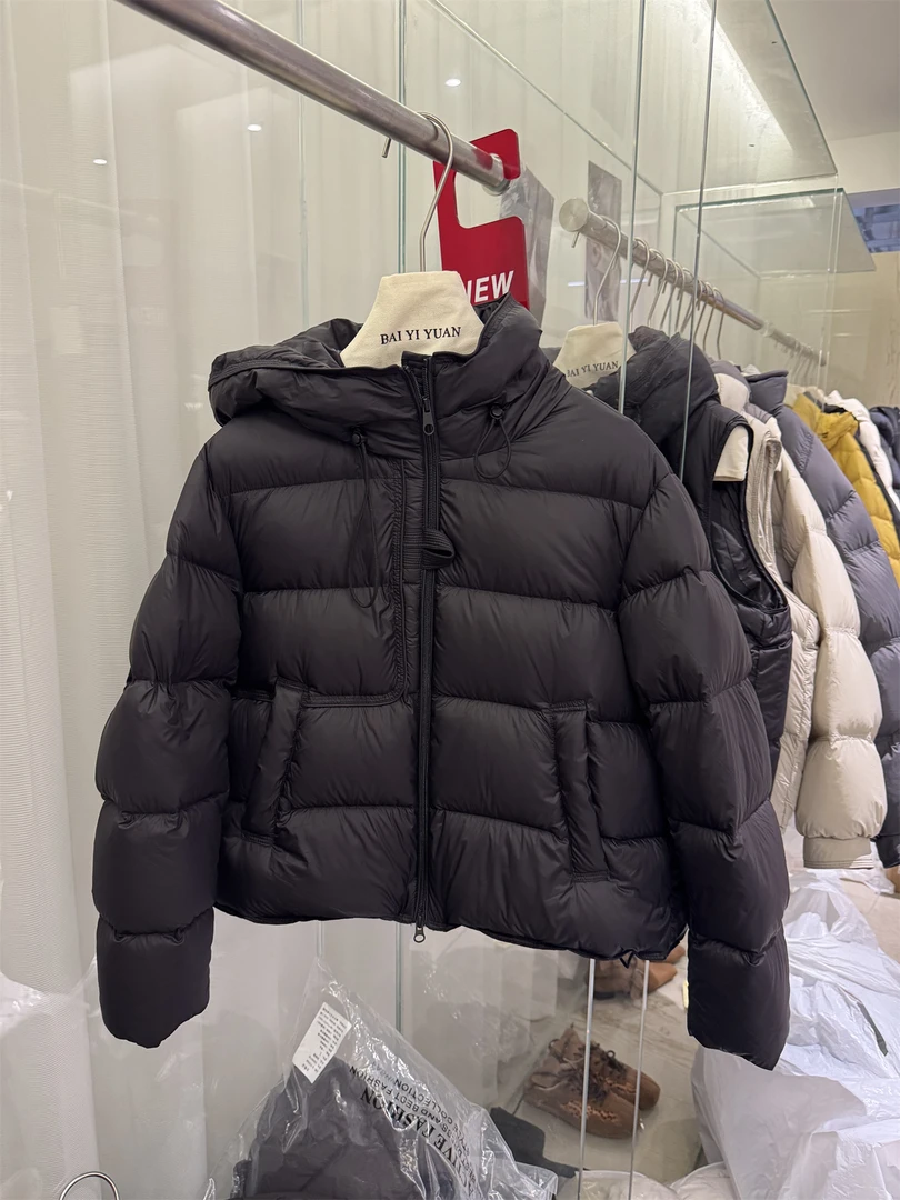 泡芙连帽羽绒服女2025冬季新款宽松小个子白鸭绒时尚洋气面包服潮