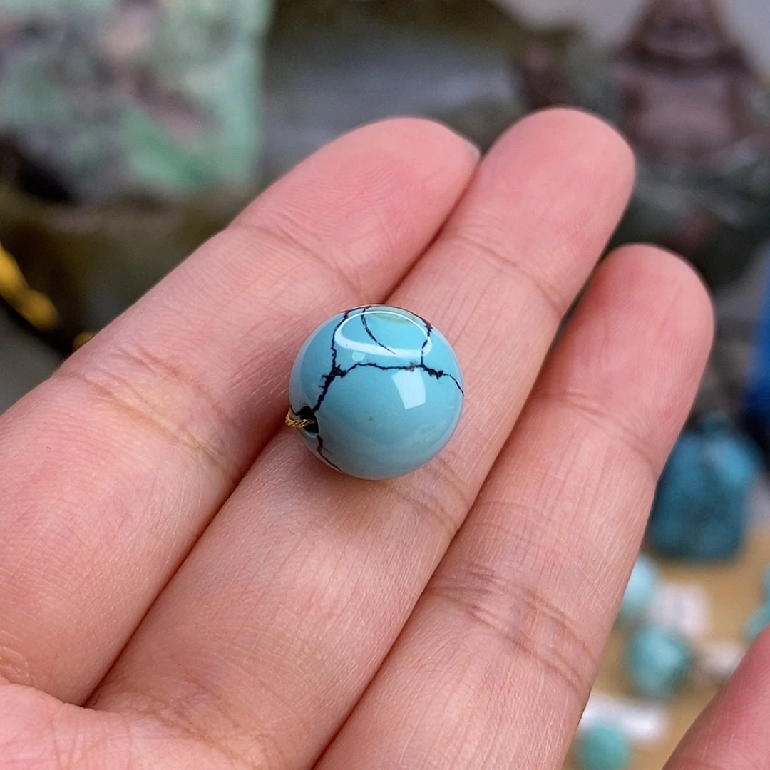 绿松石未镶嵌珠宝奇石11.7